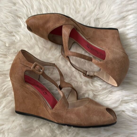 Pas de Rouge Suede Wedge Sandals Tan 8.5 - Picture 2 of 8